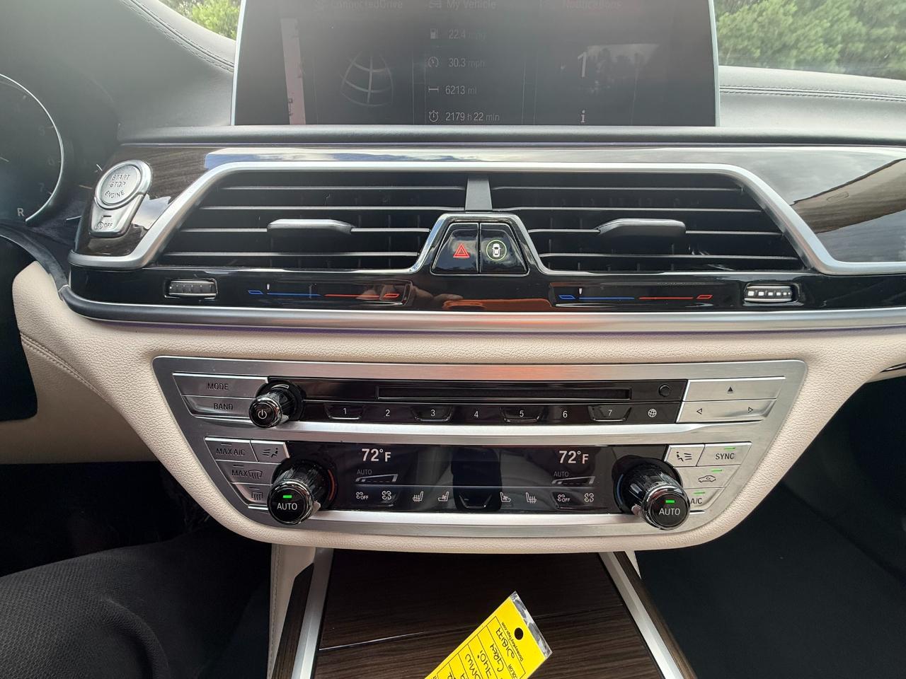 BMW 7-Series 740i 2019