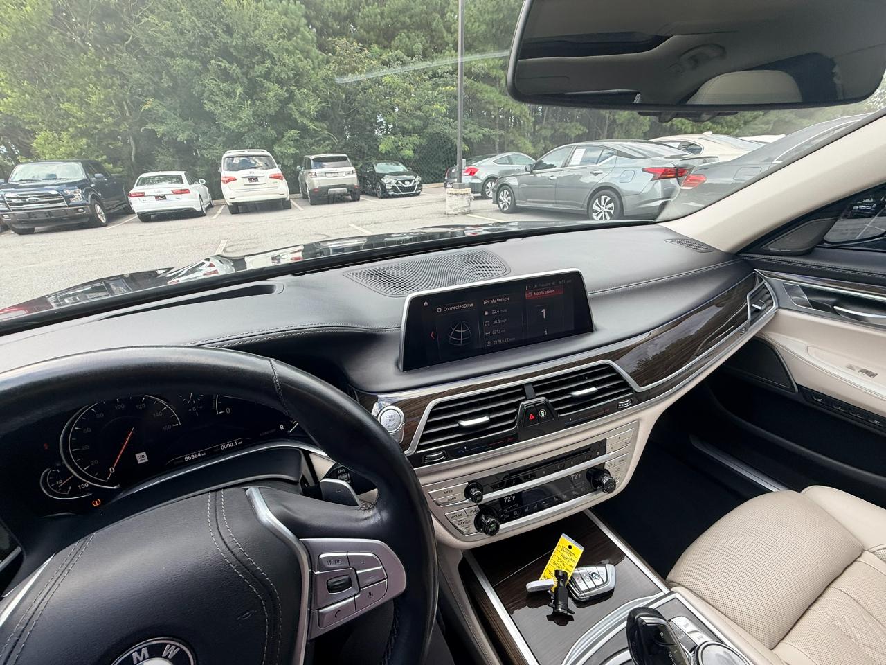 BMW 7-Series 740i 2019