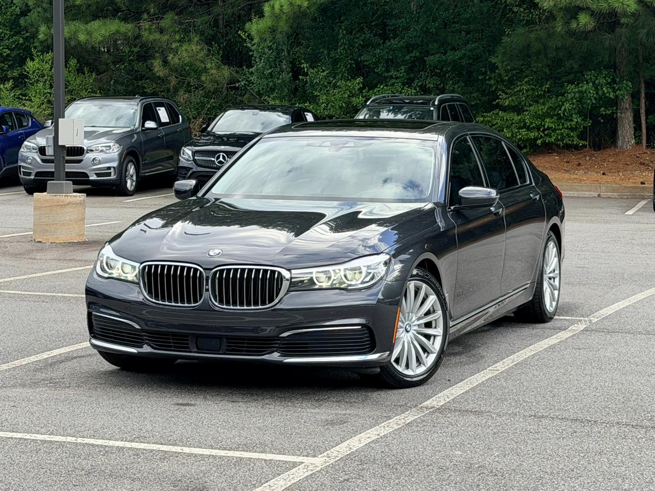 2019 BMW 7-Series 740i