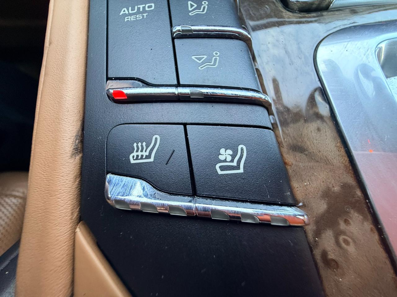 Porsche Cayenne S 2012