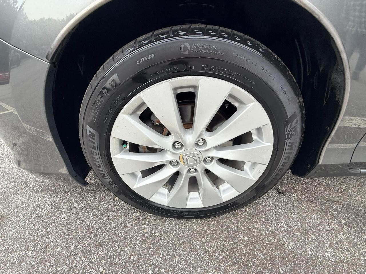Honda Accord EX-L Sedan CVT 2013