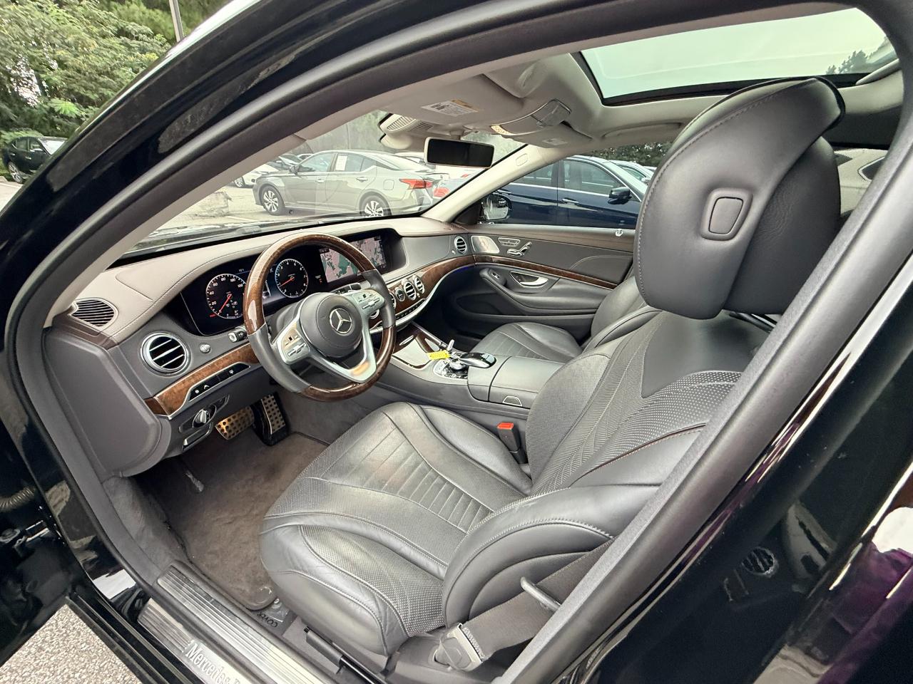 Mercedes-Benz S-Class S560 2019