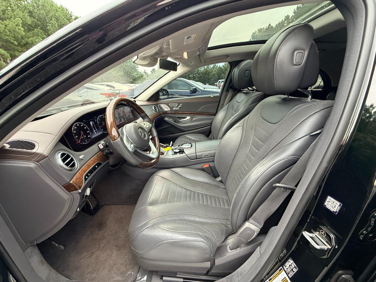 Mercedes-Benz S-Class S560 2019