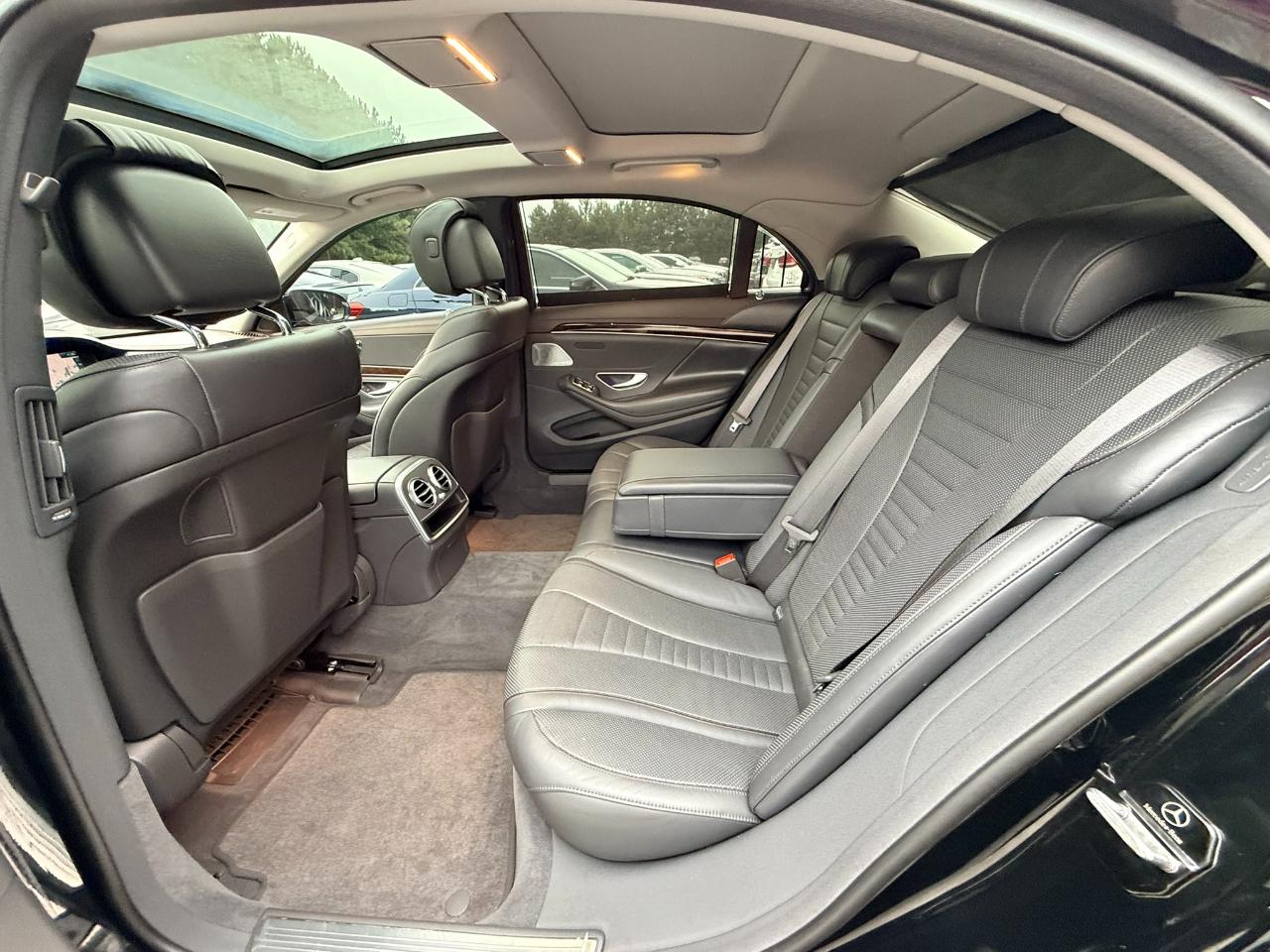 Mercedes-Benz S-Class S560 2019