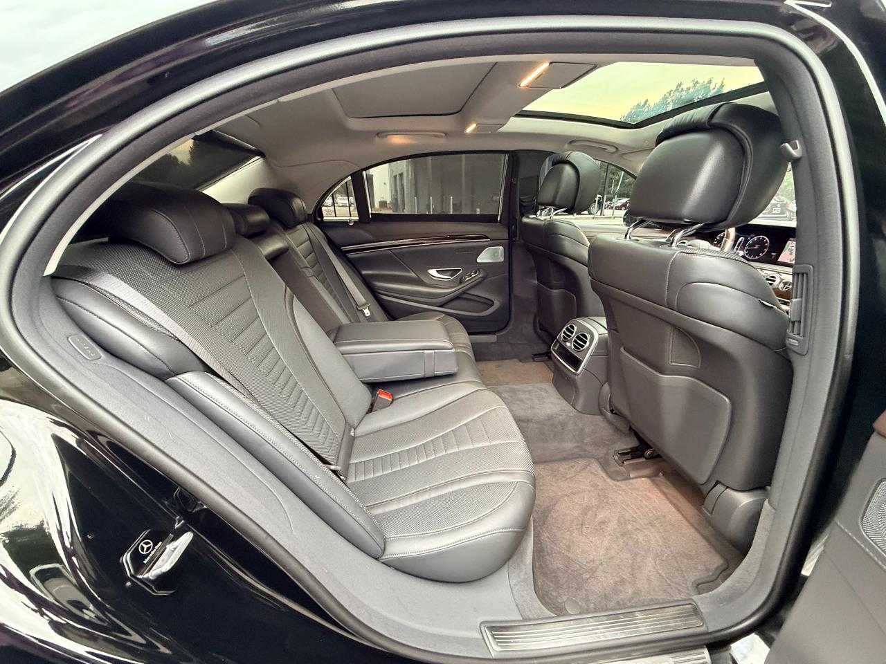 Mercedes-Benz S-Class S560 2019