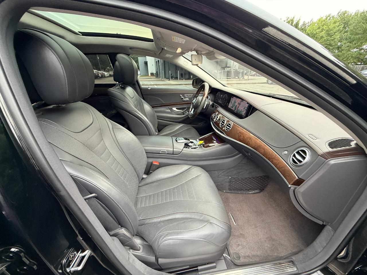 Mercedes-Benz S-Class S560 2019
