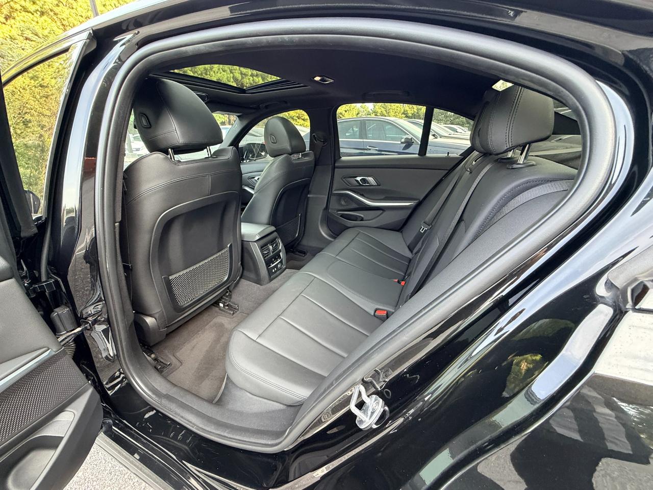 BMW 3-Series 330i 2019