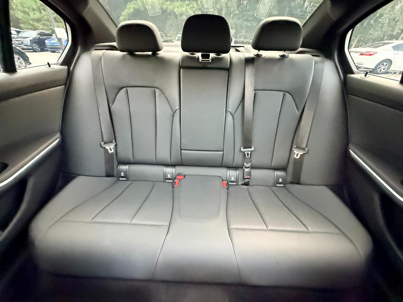 BMW 3-Series 330i 2019