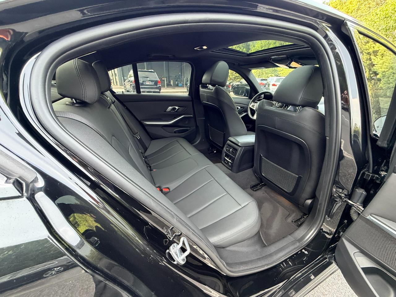 BMW 3-Series 330i 2019