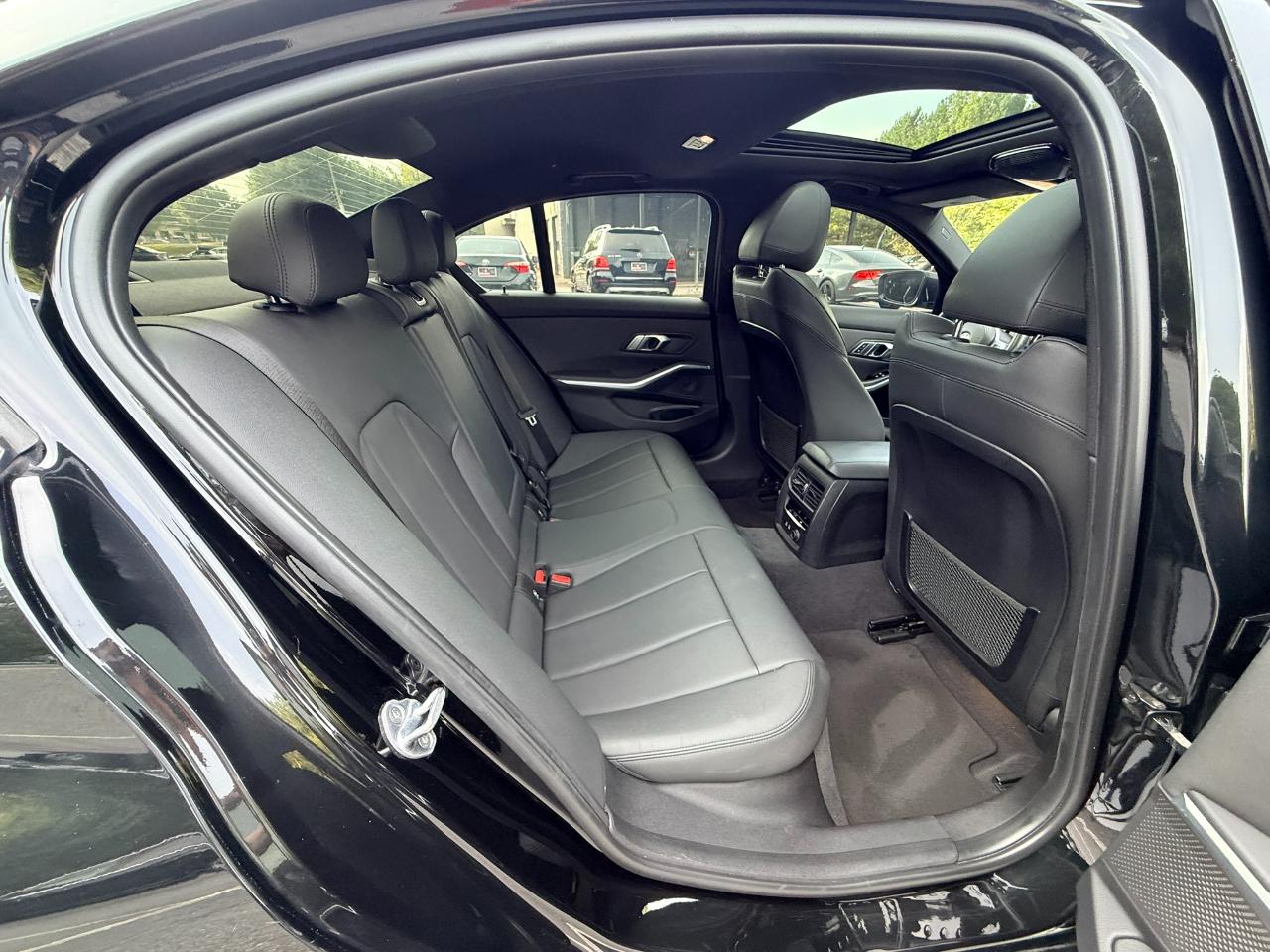 BMW 3-Series 330i 2019