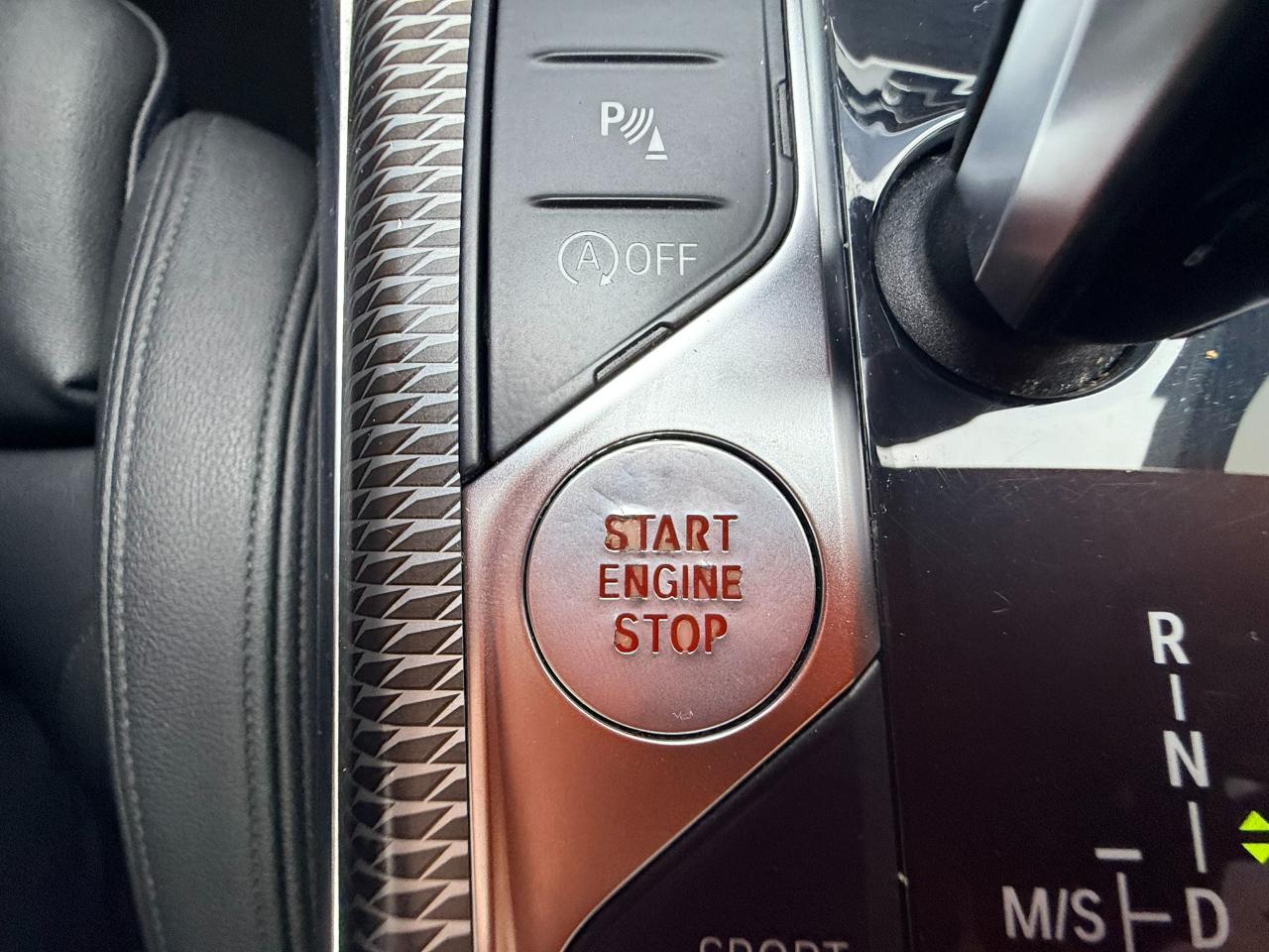 BMW 3-Series 330i 2019
