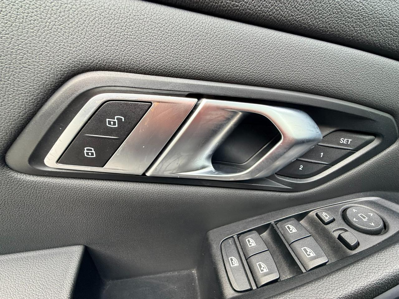 BMW 3-Series 330i 2019