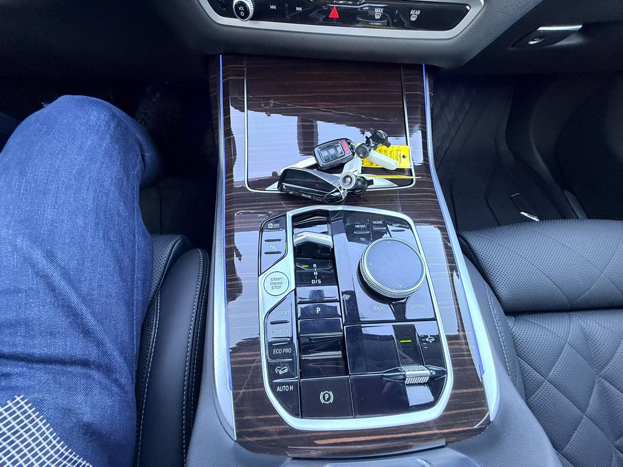BMW X7 xDrive40i 2025
