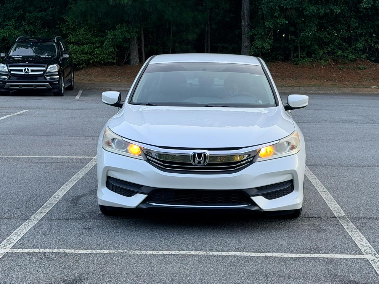 Honda Accord LX Sedan CVT 2017