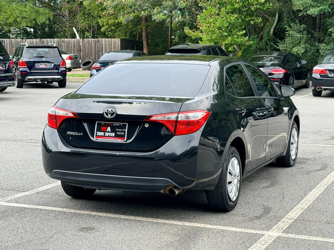 Toyota Corolla L 4-Speed AT 2016