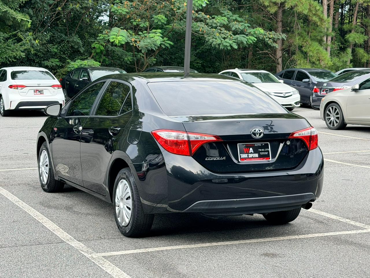 Toyota Corolla L 4-Speed AT 2016
