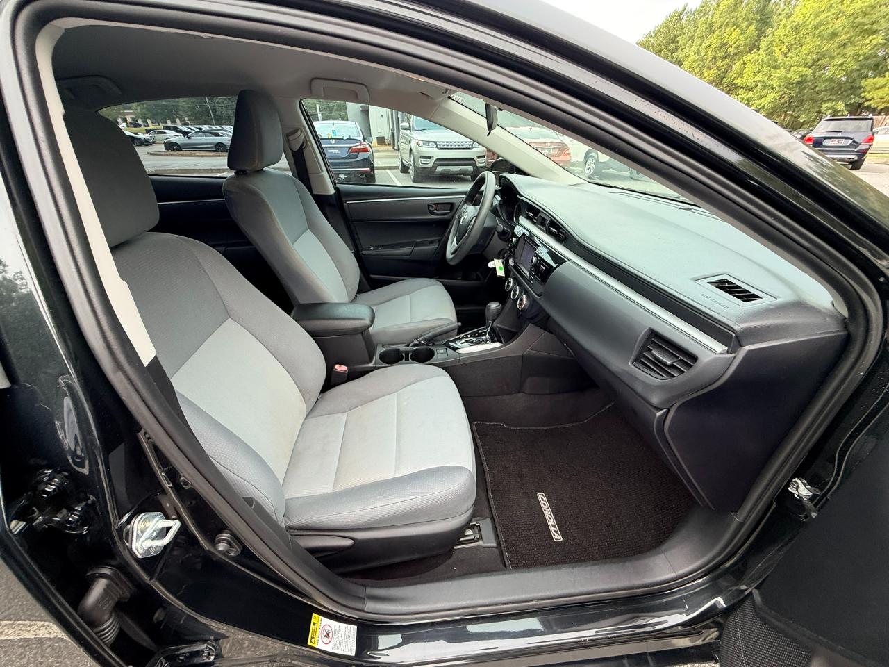 Toyota Corolla L 4-Speed AT 2016
