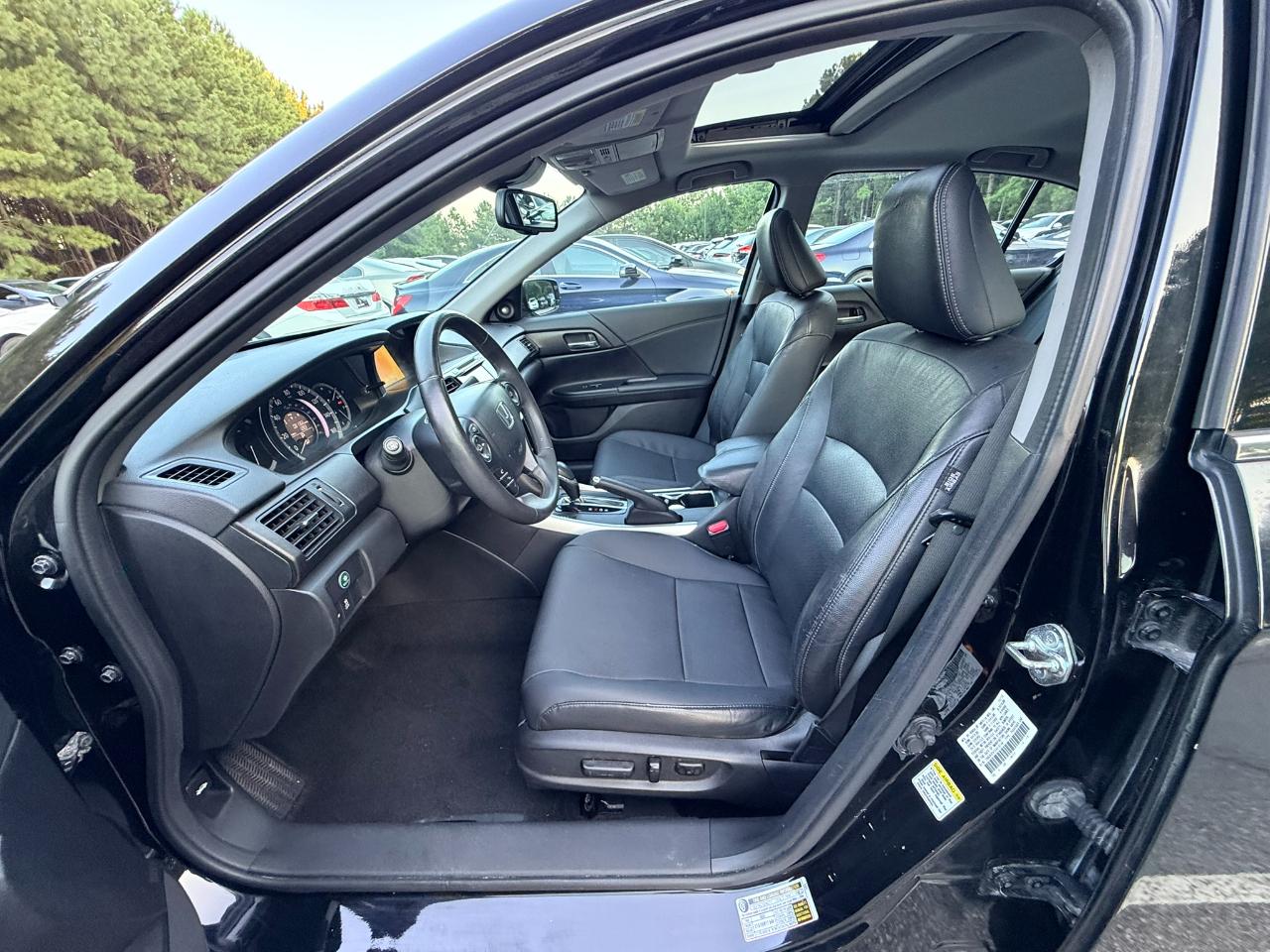 Honda Accord EX-L V6 Sedan AT with Navigation 2014