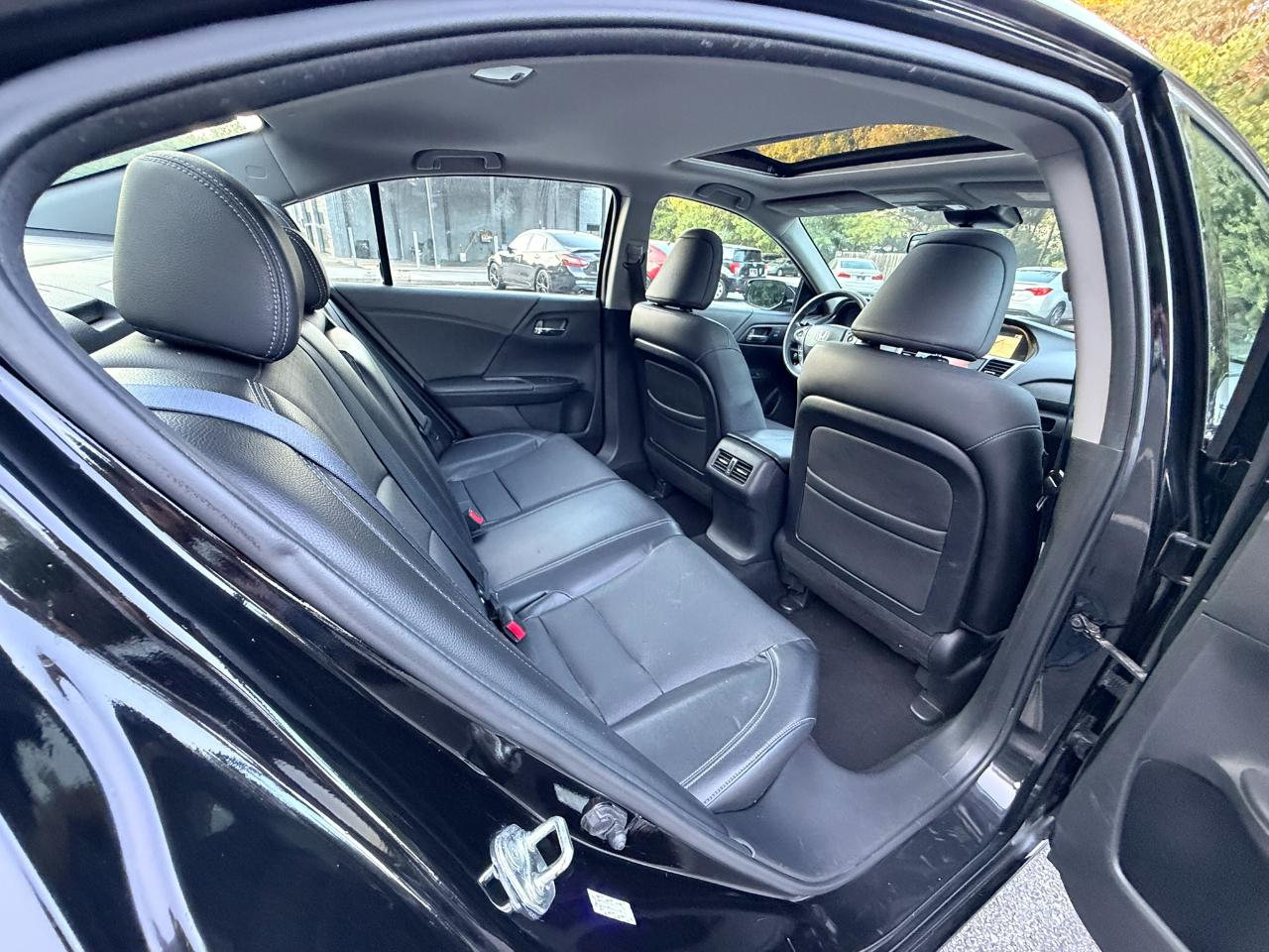 Honda Accord EX-L V6 Sedan AT with Navigation 2014