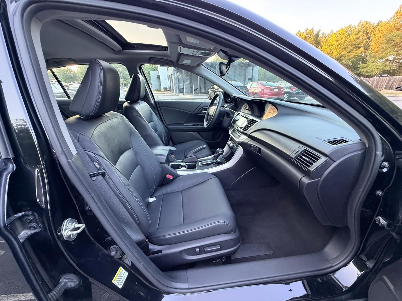 Honda Accord EX-L V6 Sedan AT with Navigation 2014