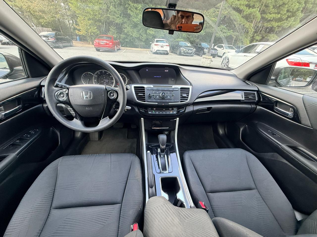 Honda Accord LX Sedan CVT 2016