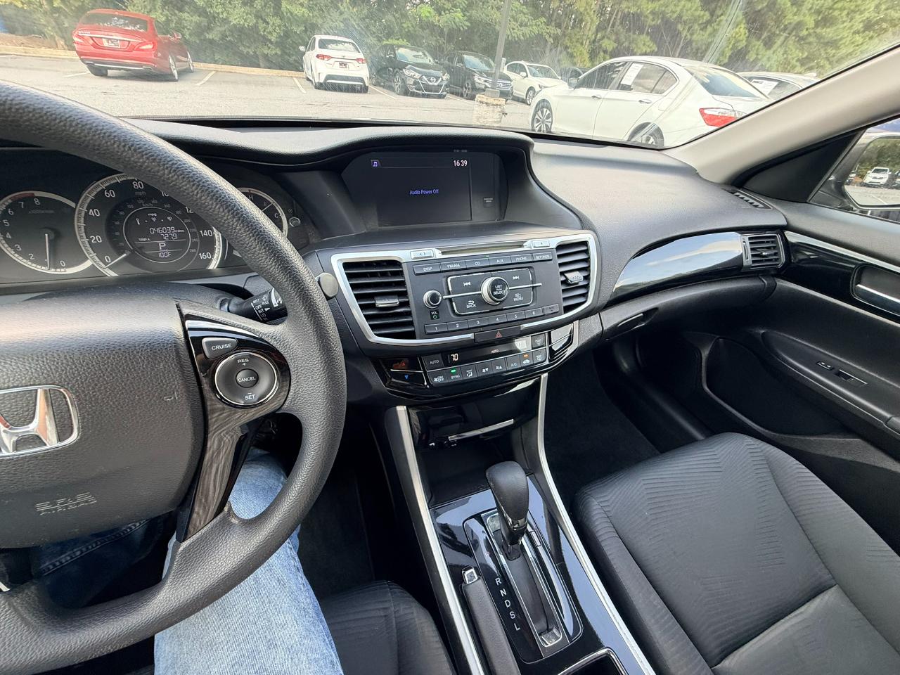 Honda Accord LX Sedan CVT 2016