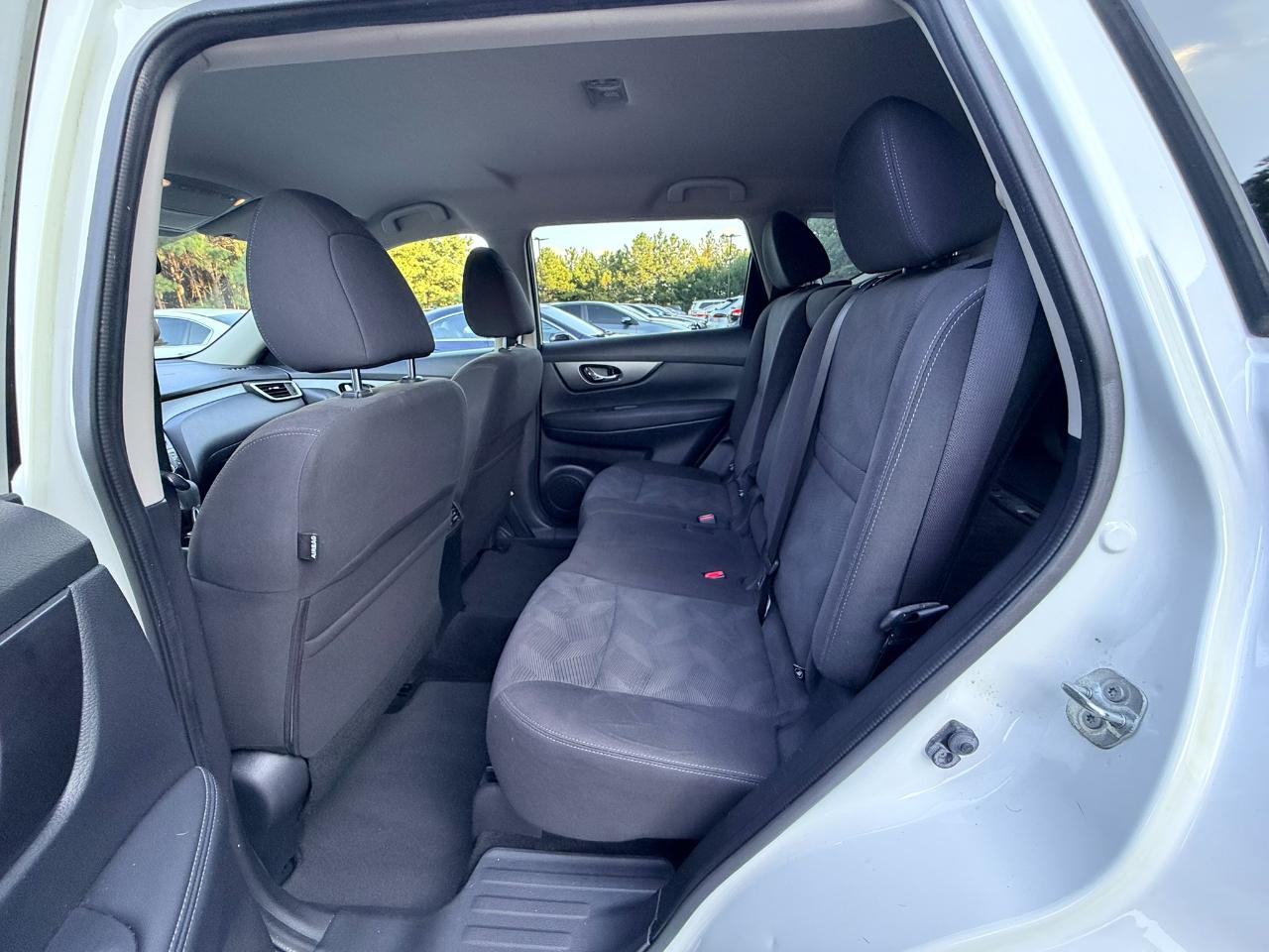 Nissan Rogue SV 2WD 2016