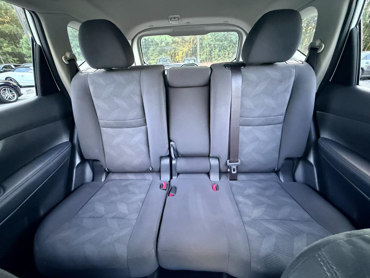 Nissan Rogue SV 2WD 2016