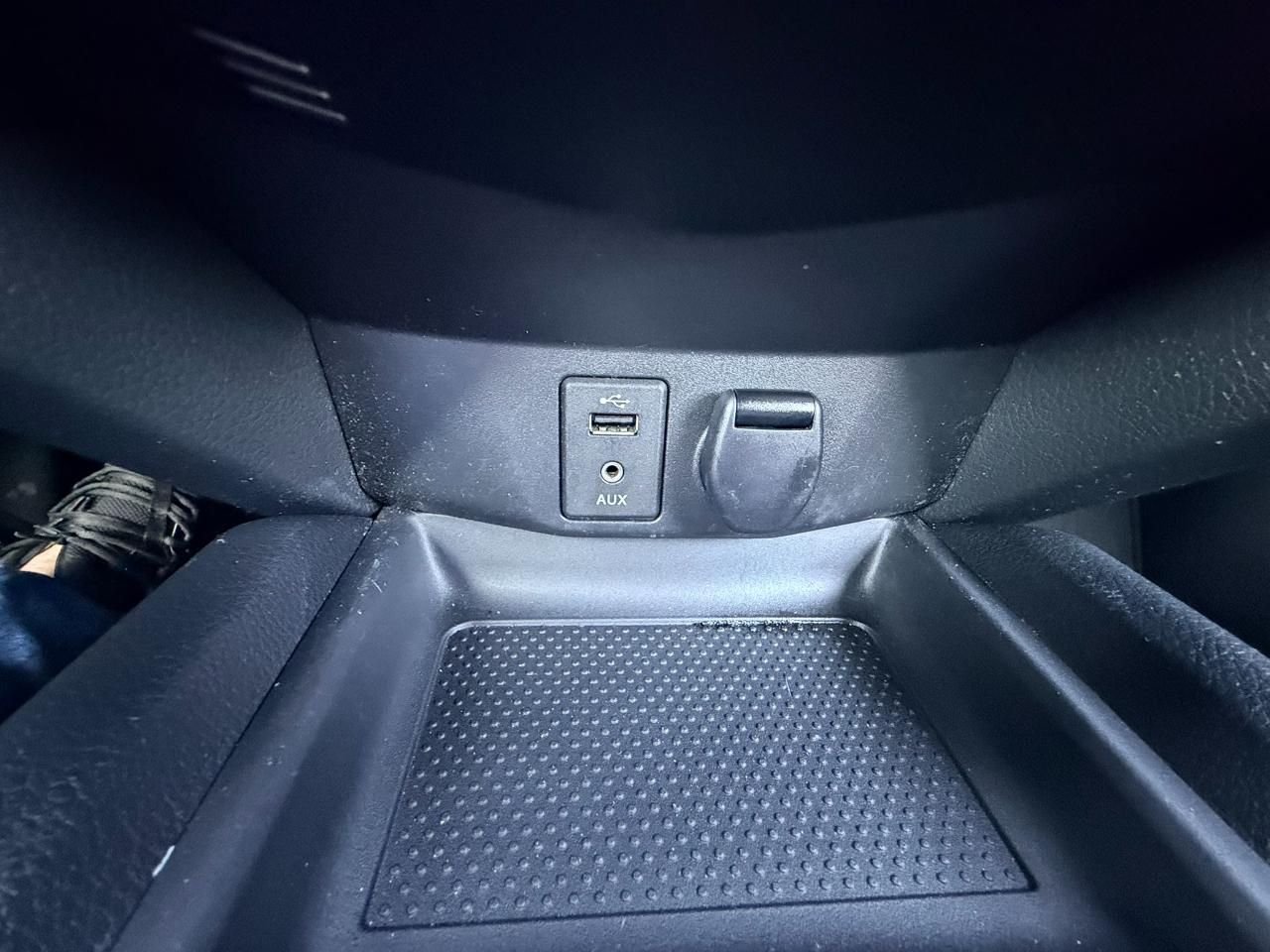 Nissan Rogue SV 2WD 2016