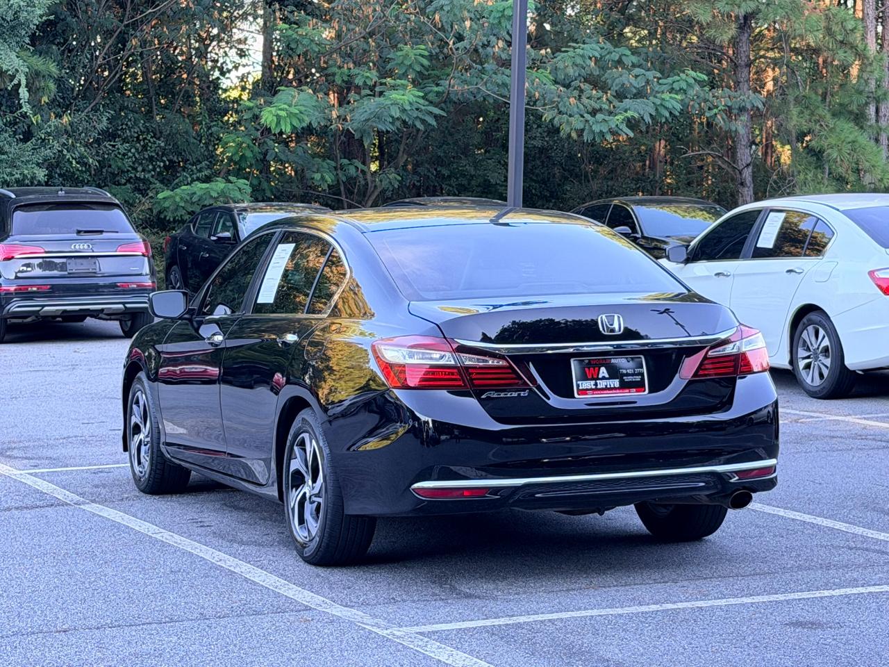 Honda Accord LX Sedan CVT 2017