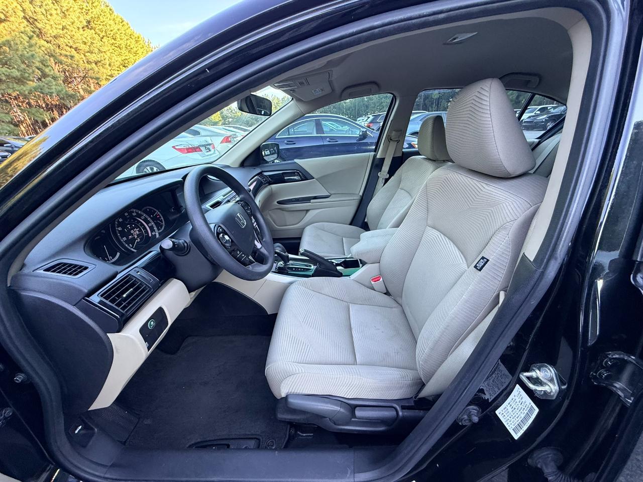 Honda Accord LX Sedan CVT 2017