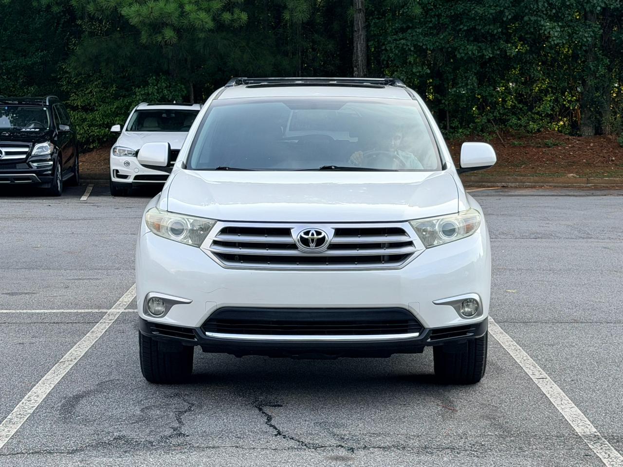 Toyota Highlander SE FWD V6 2013
