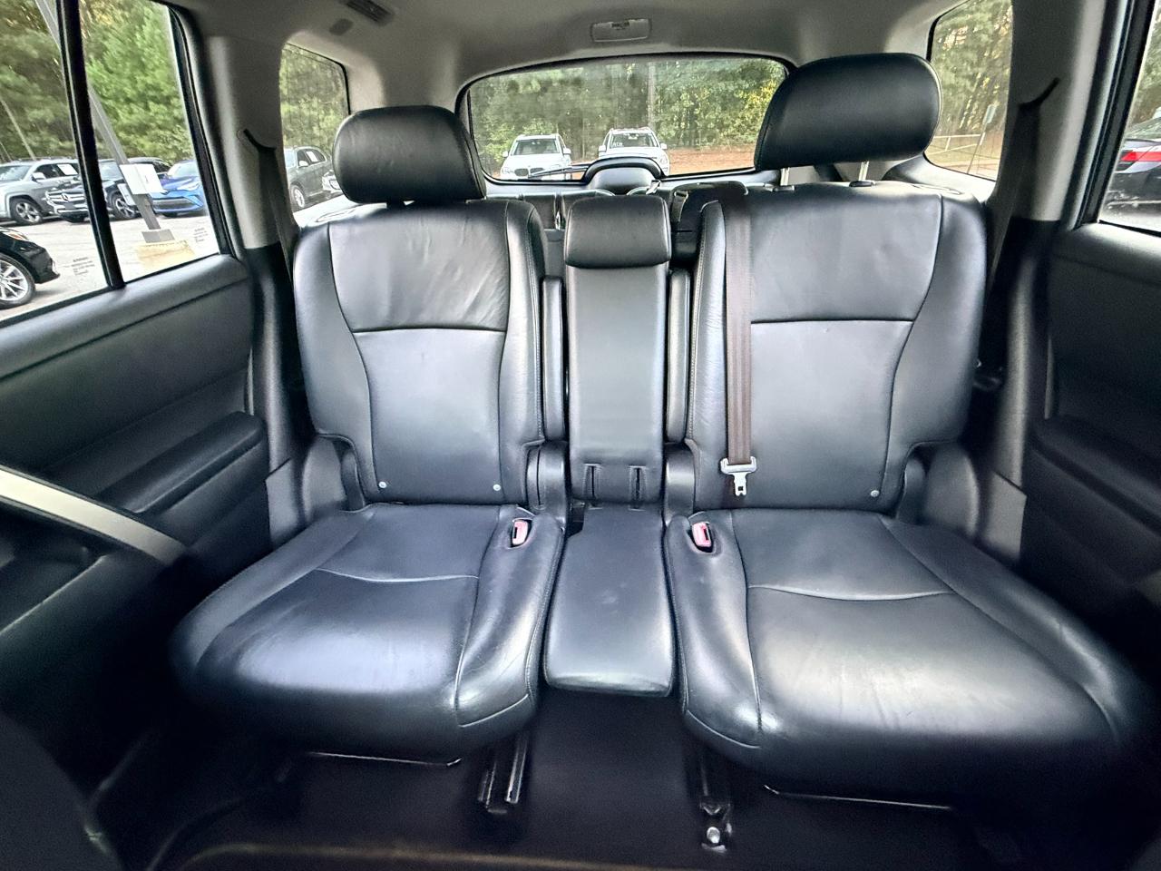 Toyota Highlander SE FWD V6 2013