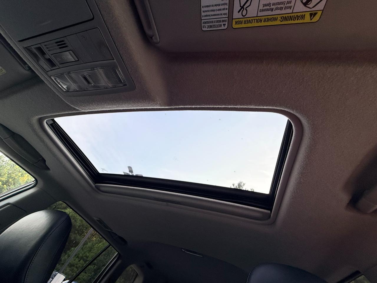 Toyota Highlander SE FWD V6 2013