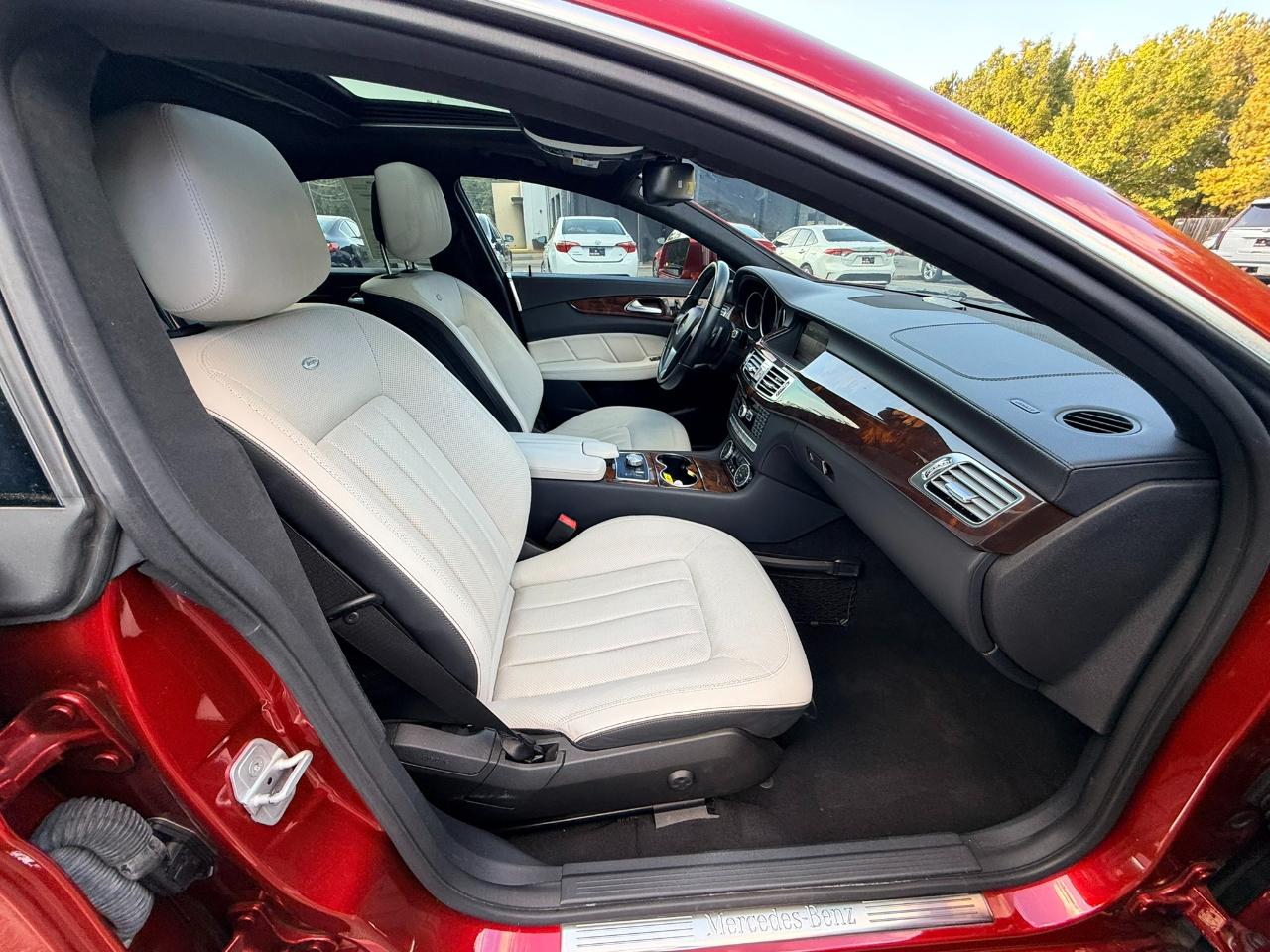 Mercedes-Benz CLS-Class CLS550 2014