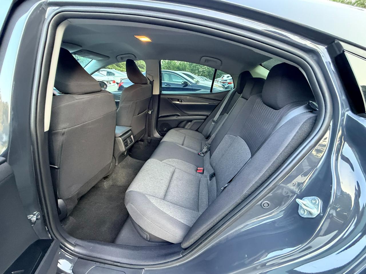 Toyota Camry Hybrid LE 2025