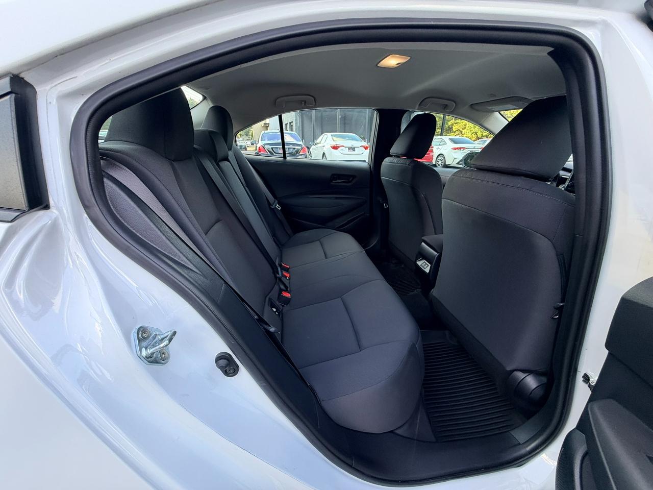 Toyota Corolla LE 2024