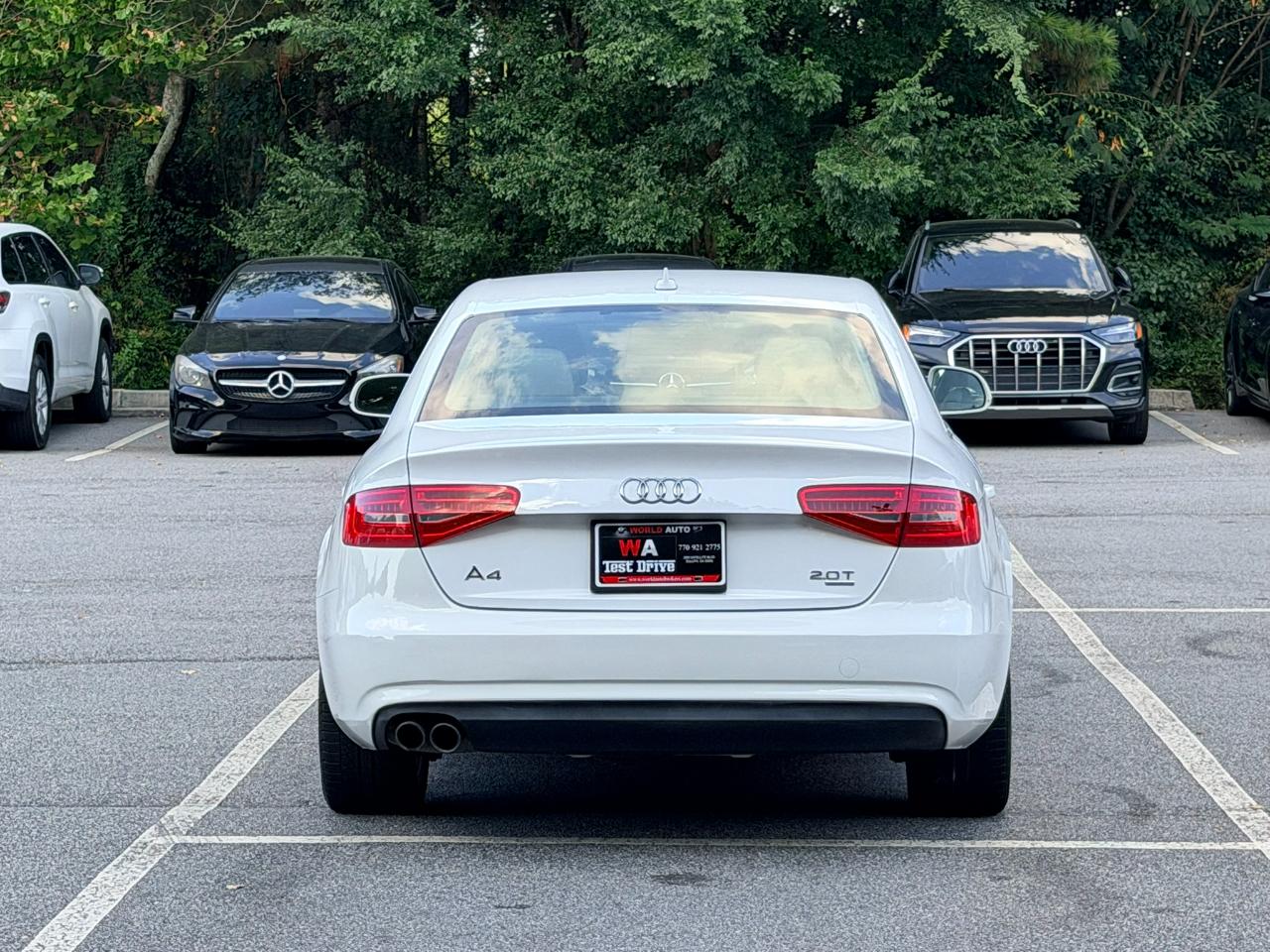Audi A4 photo 7