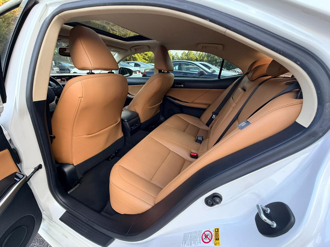 Lexus IS 200t 2016