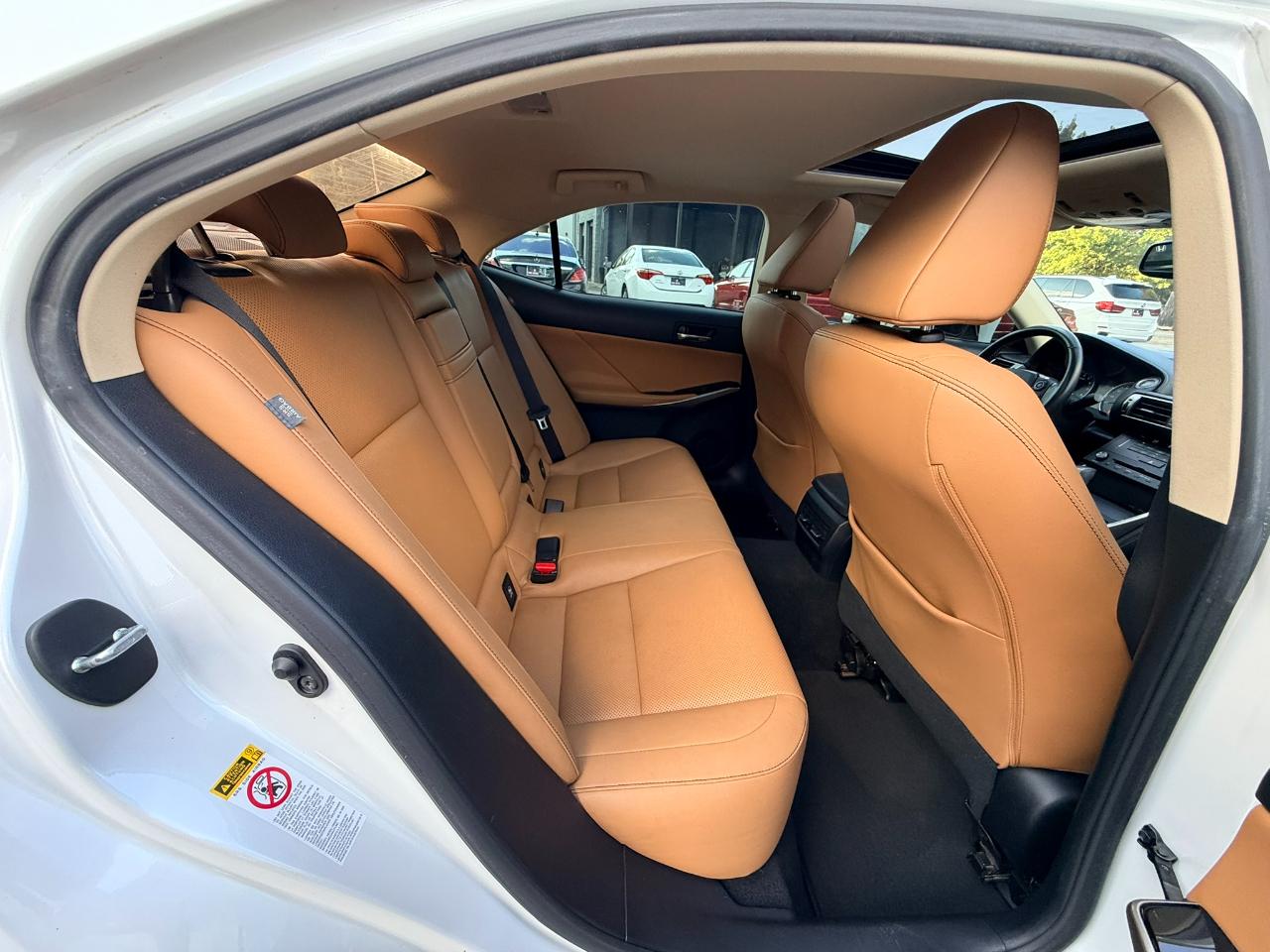 Lexus IS 200t 2016