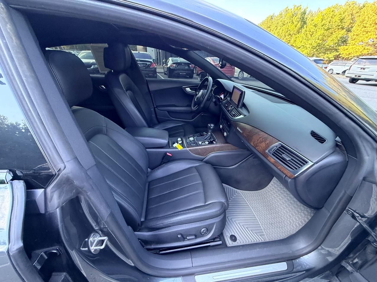 Audi A7 photo 17