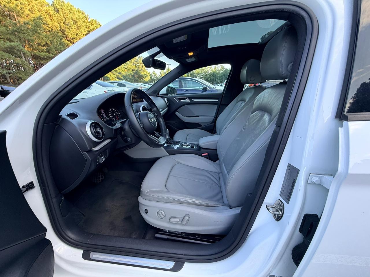 Audi A3 photo 10