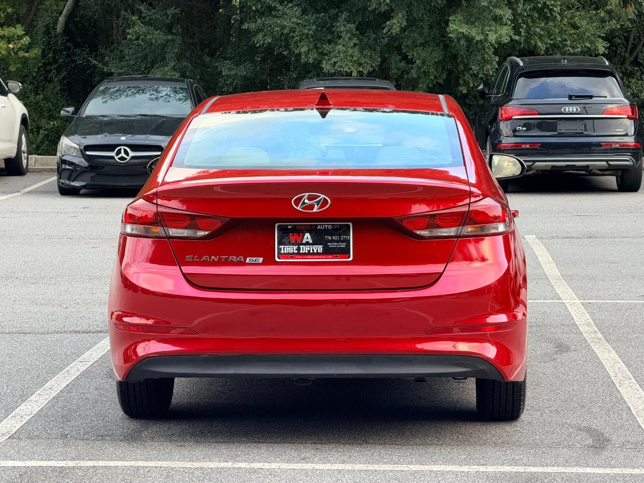Hyundai Elantra photo 7