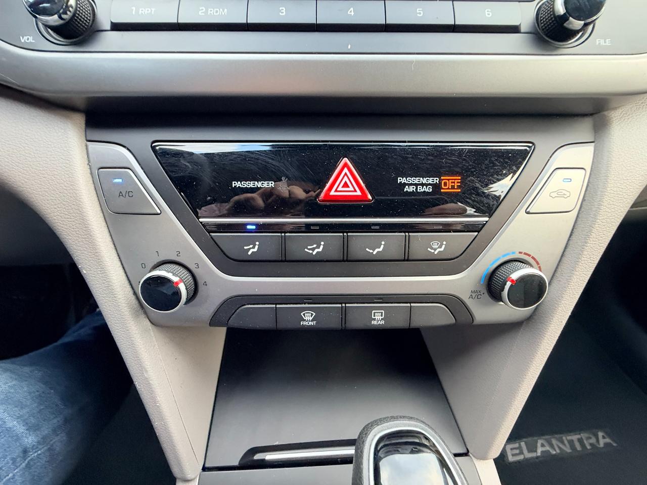 Hyundai Elantra photo 21
