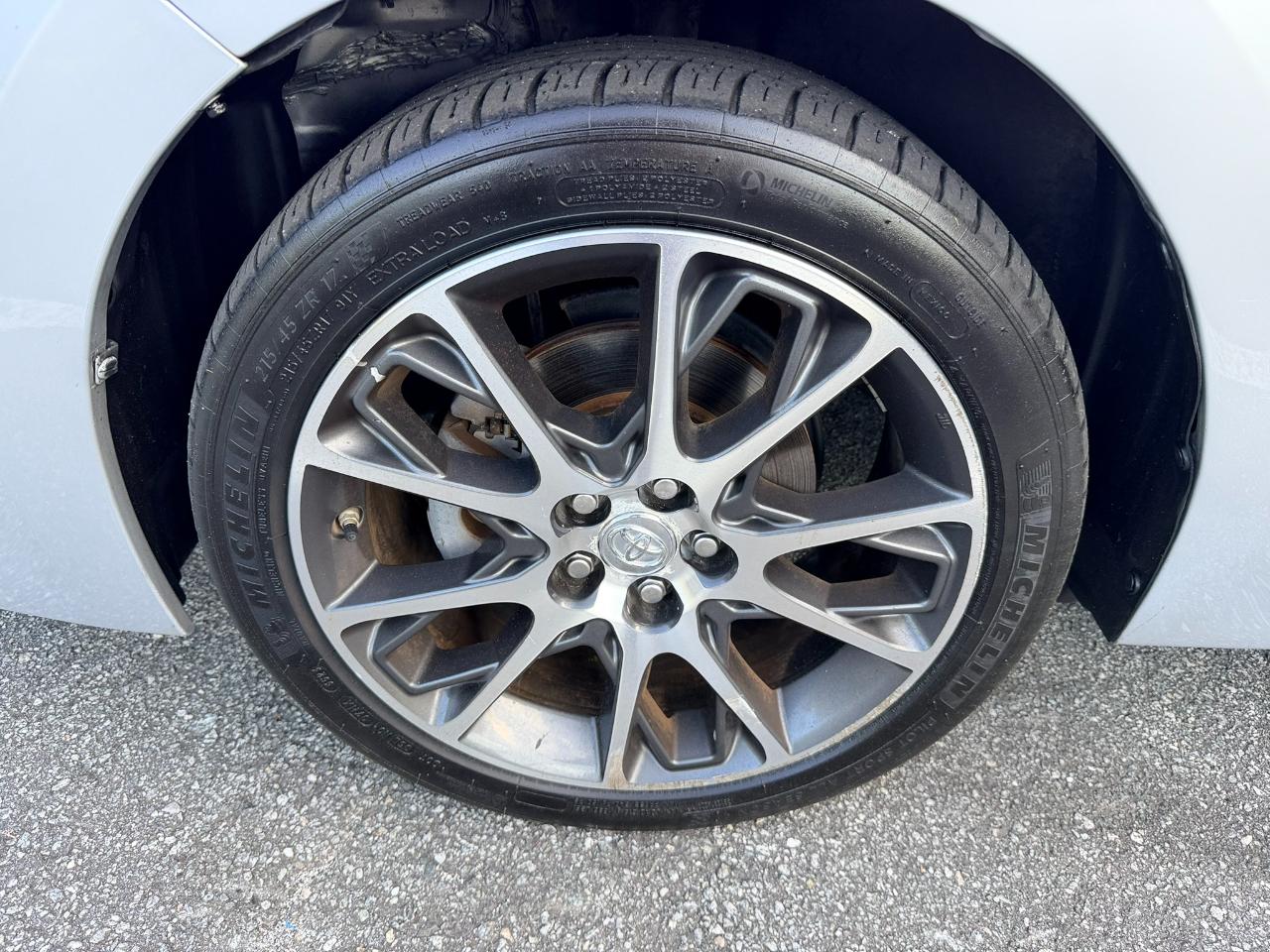 Toyota Corolla 50th Anniversary Special Edition CVT 2017