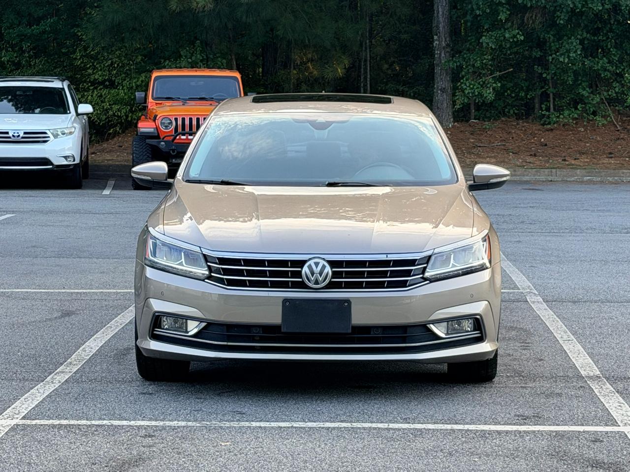 Volkswagen Passat 3.6L V6 SEL Premium 2016