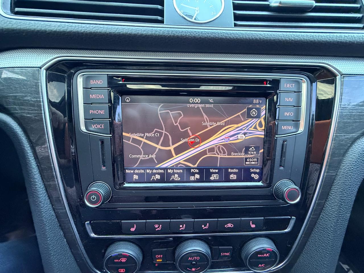 Volkswagen Passat 3.6L V6 SEL Premium 2016