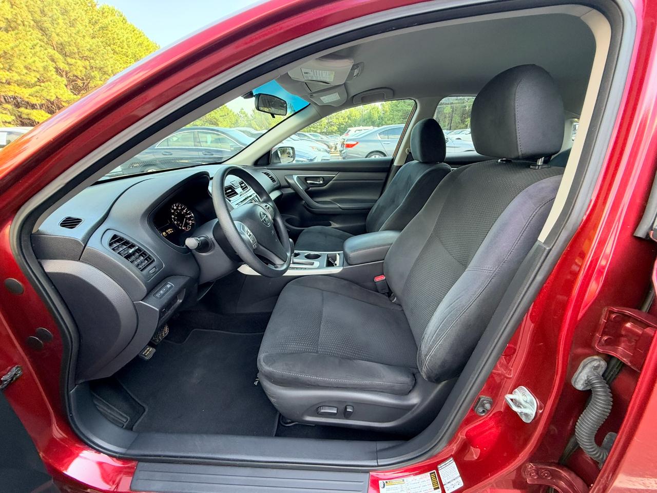 Nissan Altima 2.5 S 2015
