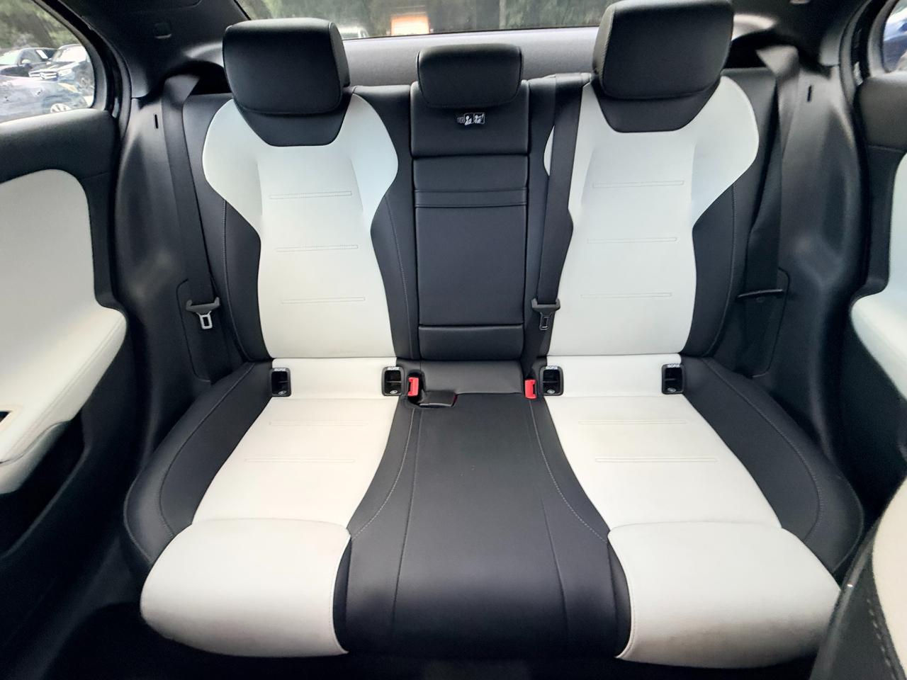 Mercedes-Benz A-Class A 220 4MATIC 2022