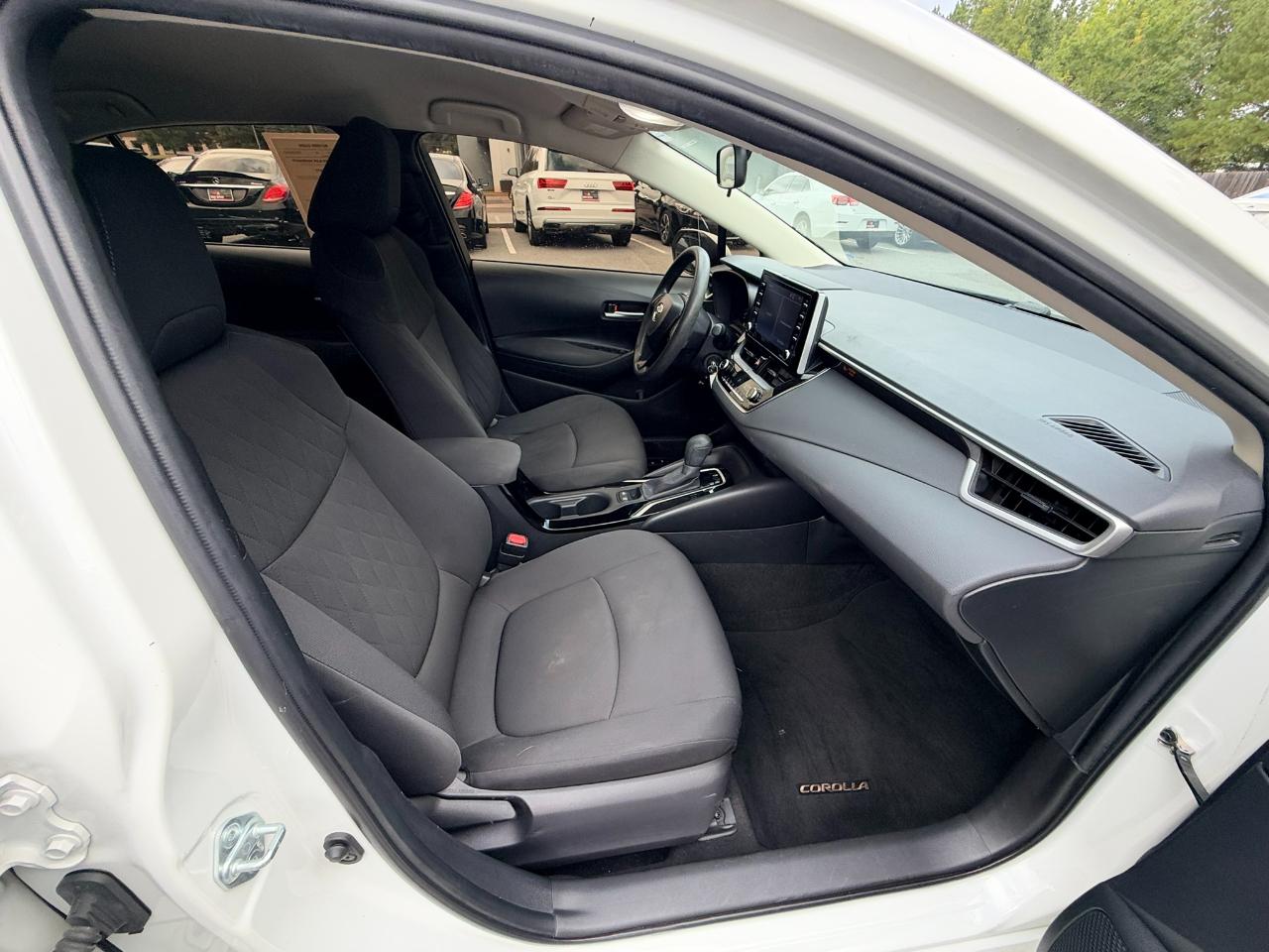 Toyota Corolla LE 2021